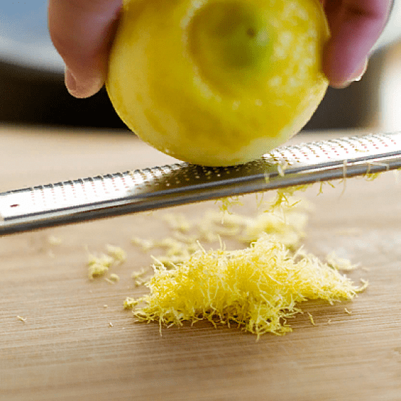Jak a proč musíte používat celý citron bez plýtvání