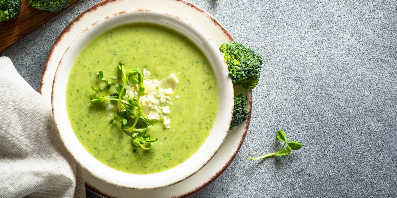 Krém na brokolici se smetanou: recept